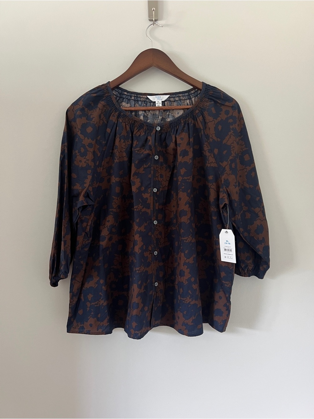 NWT Time and Tru Blouse Women's XL (16-18) 100% Cotton 3/4 Sleeve Navy & Brown